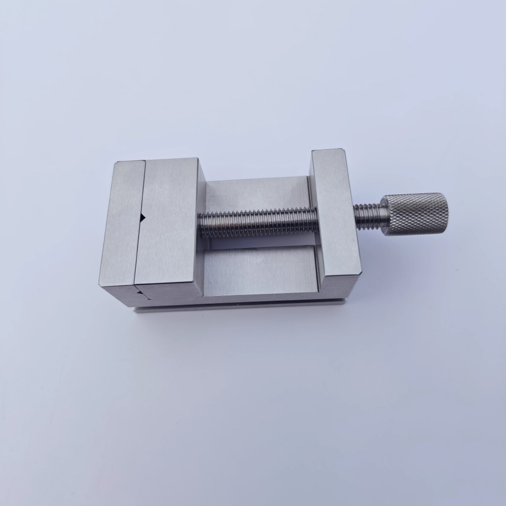 Mini étau à bec plat en acier  - Electronics Repair Bench avis et prix